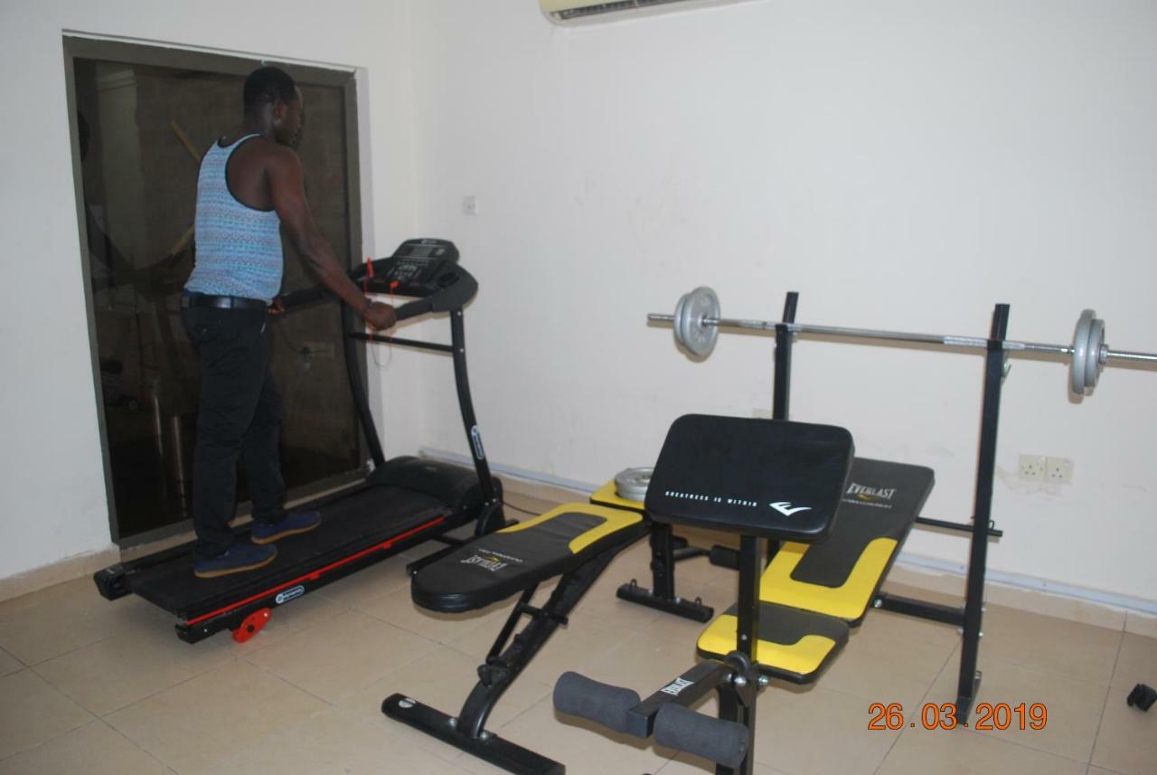 Ampomaah Hotel Accra Exterior photo